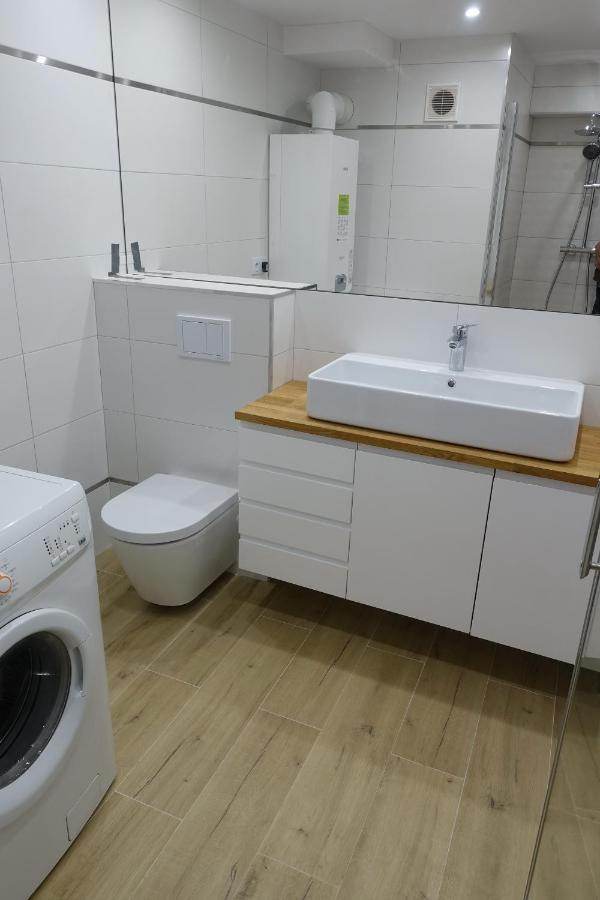 Three Rooms Apartment Krakow Exterior photo